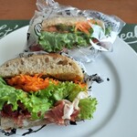 パン いつぞ - フォカッチャサンド