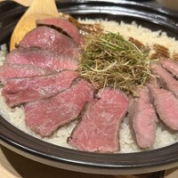 肉割烹ふたご 北新地店 - 