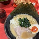 横浜家系ラーメン光神家 - 