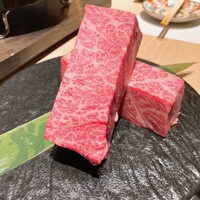 炭火和牛焼肉もうもう亭 広小路店 - このお肉がもうもうまぶしに変わります！