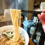 麺屋 悠 - 大栄食品の特注麺は中太ストレート麺は、加水高くモチモチだった！