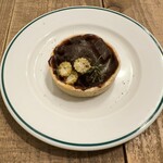 お菓子と麦酒 - ビーフシチューのタルト