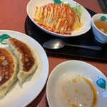 Kou No Ki - オムライスと餃子　ここのオムライスだとケンカしません