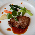 ア・ターブル - 牛フィレ、ジャポネーゼソース