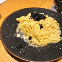 オービカ モッツァレラバー 横浜店 - 黒トリュフとキャビアのパスタ