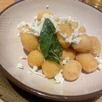 オービカ モッツァレラバー 横浜店 - ニョッキのフリット