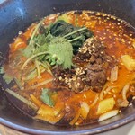 ブリル飯店 - 担々麺