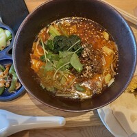 ブリル飯店 - 担々麺セット