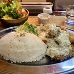 キッチン あずま - ︎⭐︎  タルタルチキン南蛮定食　　　　  税込  ８００ 円
      ⭐︎  グリーンサラダ　　　                     税込  ２８０ 円