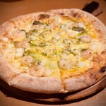 ワイン食堂 ブルマーレ - 小エビとポテトのジェノベーゼピッツァ/Shrimp and potato genova pizza ¥1,800