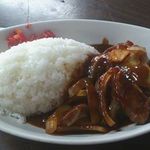 ハンター - ハヤシライス７００円なんと和牛肉がごろんごろん入っているめちゃ贅沢な名作じゃ食べたらわかる！これで７００円でかまんのかん？って叫びたくなるよ！良心的価格と洋食の醍醐味に感動