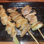 やきとり 廣木 - やきとり塩味､完璧な味付け・焼き方！