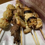 日本一 - 料理写真:青じそつくね串 砂肝串
豚ねぎ串×2 手羽にんにく串 ひな串