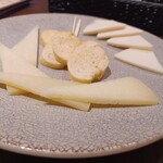 Biidoro - チーズの盛合せ@1,100円