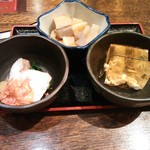 ふぐよし 総本店 - 先付け３点セット。久々ににこごりなんて食べました。