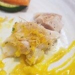 キッチン ブルー グローブ - 名残惜しい、ひめ鯛とソース