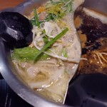 しゃぶしゃぶ温野菜 宇都宮泉が丘店 - もつ鍋からスタート。出汁は2種類のみ。すき焼き出汁が1番好きです。