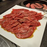 YAKINIKU 八山牛 - 