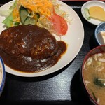 グルメとよ - アラみじん切りの玉ねぎが良き感じ　全然重たくない感じ