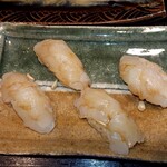 穴子料理と地酒 浅草 川井 - 生穴子の握り(ちょっとヤバい)