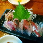 菊乃家本店 - あじ刺 みょうが、大葉、つま