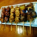 菊乃家本店 - レバ*2、シロ*2、カシラ*2