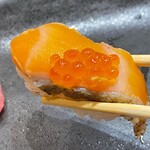 神田江戸ッ子寿司 - 自家製漬けサーモン