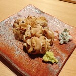 すが弥 - 真鱈の白子のバター焼き。バターの塩味、ブルーチーズの苦味、本山葵の辛味がまさに垂涎のカルテット