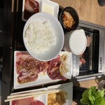 Yakiniku Raiku - 