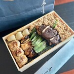 鳥しき - 2023.10.  焼鳥弁当