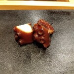 鮨 乃すけ  - 蛸の江戸煮