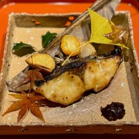 一石三鳥 別邸 - 寒鰆味噌幽庵焼き・季節野菜炉端焼き
