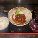 肉処しま - 赤城牛デミグラス煮込みハンバーグ　1300円　　　+税 ご飯・味噌汁セット　400円+税！