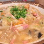 九州産直 炉端かてて - 見た目はちゃんぽんだが皿うどん