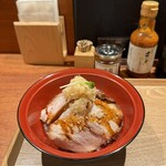 日本橋室町 焼豚 福の屋 - 