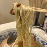 Toutouken - 麺リフトアップ