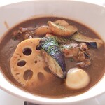 ドッグデプトカフェ - ごろごろ野菜とチキンのスープカレー