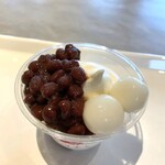 やつよし - ソフトクリーム・白玉あずき。500円