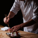 味吉兆 ぶんぶ庵 - 料理写真:上方料理の真髄をかたくなに継承する「味吉兆」の三番目の店舗として平成22年に開店いたしました。