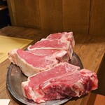 Trattoria Da KENZO - アイルランド産放牧牛のビステッカ (Tボーン)1kg/22,000円～
