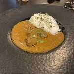肉とワイン Jinen - 〆のカレーも美味しい