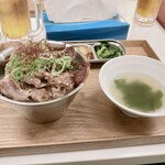テジュン食堂 - 牛カルビ丼定食