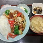 Takaratei - 酢豚丼　1000円