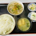 Chiyoda Shirakaba Ramen - 「煮込定食」800円税込み♫→ランチにて700円税込み♫