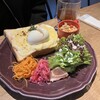 カフェ ダイニング バー ラフ