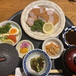 とも舎 - ヒレカツ定食　1430円