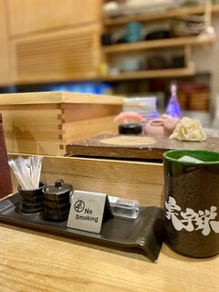 Sushikou Miue - お茶も美味しい