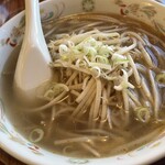 輝龍飯店 - 塩もやしラーメン