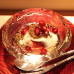 麻布 かどわき - 苺とリコッタチーズ　蜂蜜漬けトリュフがけ　(2013/11)