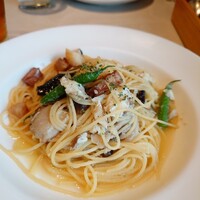24/7 restaurant - 
